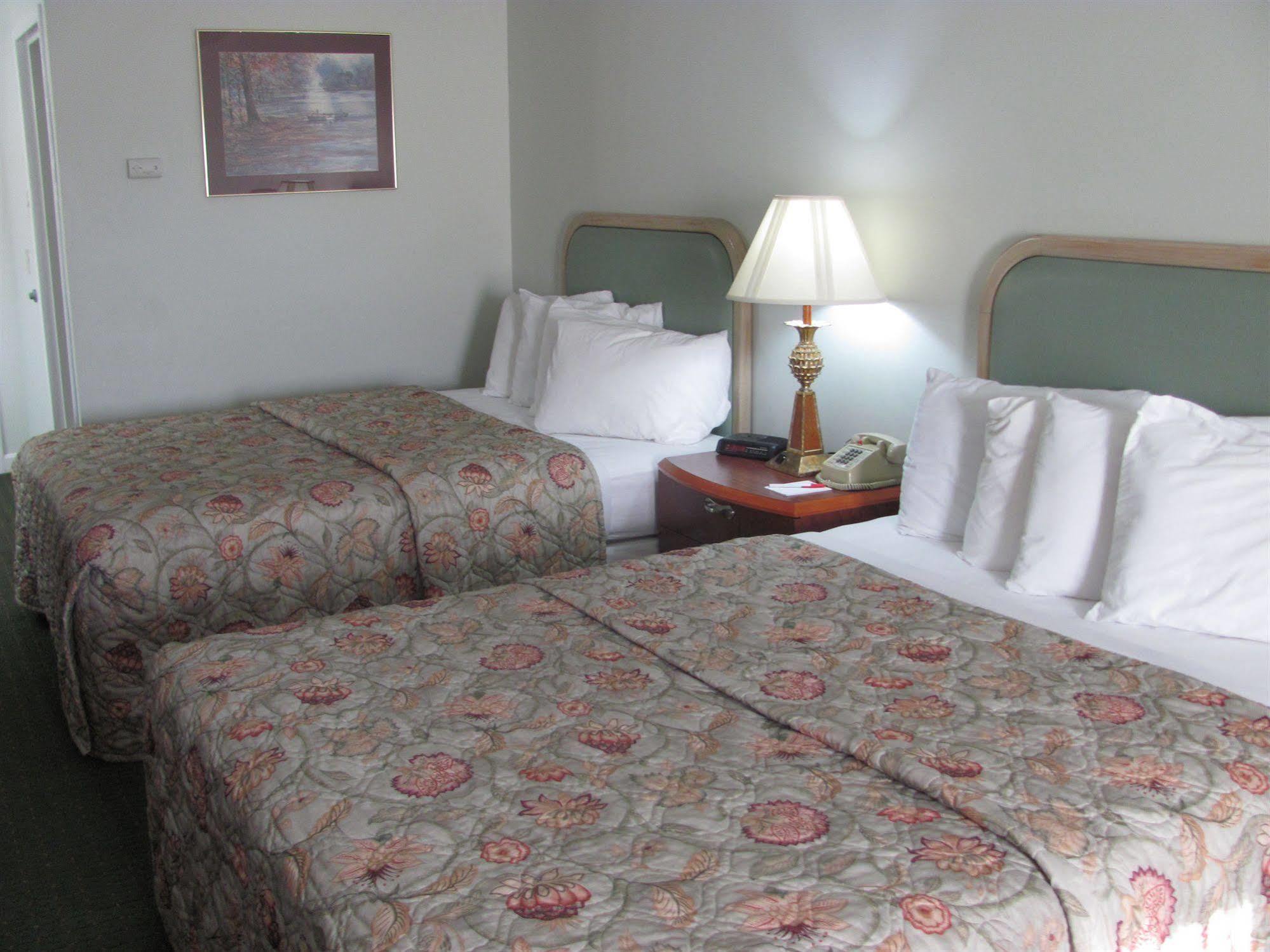 Fireside Inn & Suites Auburn Lewiston Ngoại thất bức ảnh
